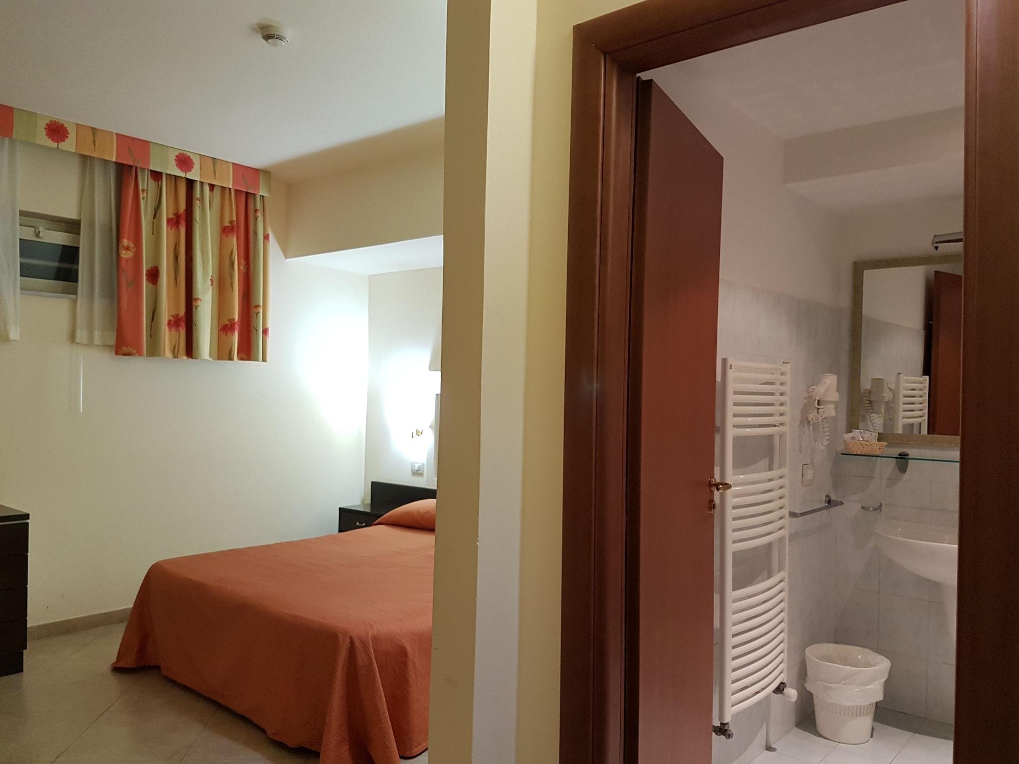 Hotel Orizzonte 勒托阳尼 外观 照片