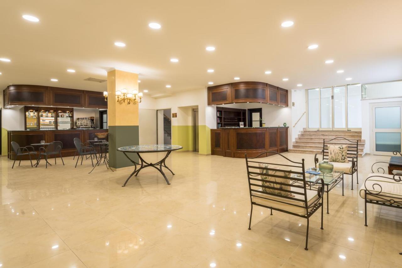 Hotel Orizzonte 勒托阳尼 外观 照片